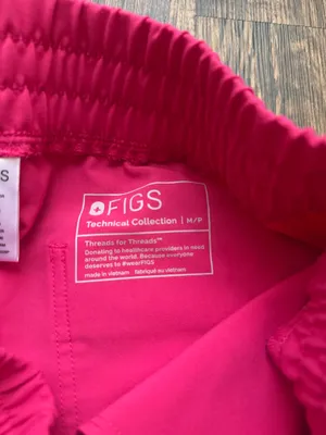 FIGS Women’s Shocking Pink Zamora Ruched Jogger Scrub Pants - Size M Petite thumbnail 3