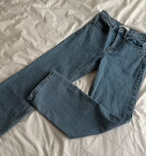 Abercrombie 90’s Relaxed Jean Blue Size 27 thumbnail 1