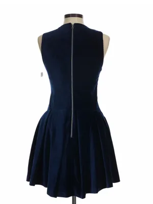 Alice + Olivia Navy Sleeveless Fit-and-Flare Dress Size 6 Adley Pleated Velvet thumbnail 3