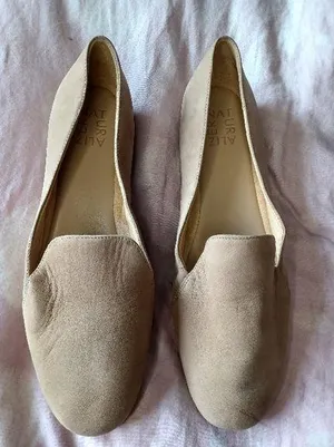 Naturalizer Tan Leather Loafers Size 9 Wide thumbnail 1
