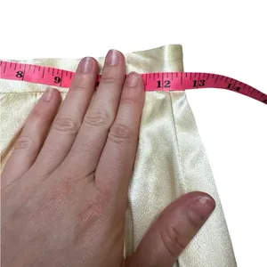 ✨ Vintage Betty Hanson Satin Midi Skirt‎ XS Cream White Slip Style ✨ thumbnail 4