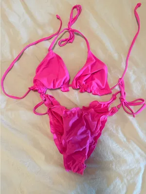 Pretty Little Thing Pink Bikini Set thumbnail 1