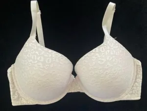 Victorias Secret Pink Wear Everywhere T-Shirt Bra thumbnail 1
