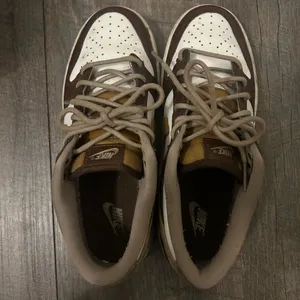 Nike Dunk Low thumbnail 9