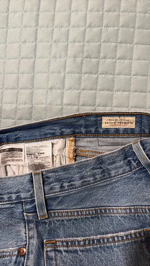 Levi’s Distressed Jeans 501 thumbnail 2