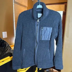 Abercrombie & Fitch Soft A&F Leather Trim Sherpa Fleece Jacket Size Small thumbnail 4