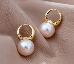 Fashion Elegant Pearl Drop Dangle Earrings for Women thumbnail 1