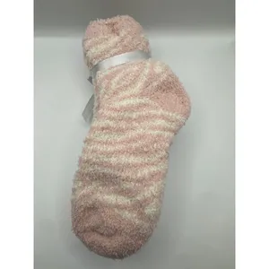 Secret Treasures‎ Slipper Socks & Cozy Hub Fuzzy Socks Bundle 4 Pairs NWT thumbnail 10