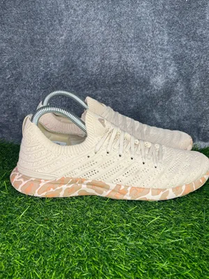 APL TechLoom Wave Women’s 7.5 Cream Knit Running Shoes EU 38 thumbnail 3