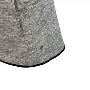 Lululemon Insculpt‎ Reversible Hooded Vest Gray Black Athletic Running Size 6 thumbnail 7
