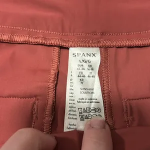 Spanx shorts thumbnail 3