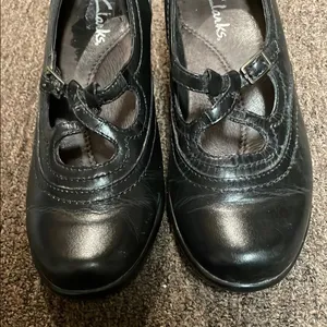 Clarks Women's Black Leather Shoes size 6 M thumbnail 4