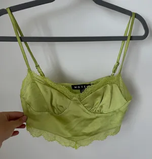Motel Rocks Green Lace Trim Crop Top thumbnail 2