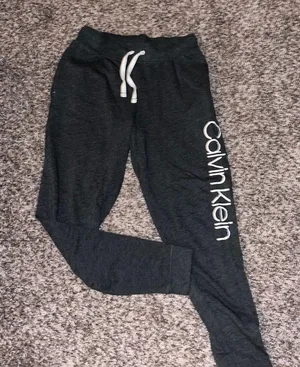 Calvin Klein Joggers thumbnail 1