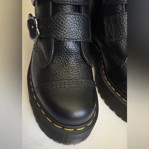 Dr. Martens Women's Devon Flower Buckle Black Leather Platform Boots Size 7 thumbnail 12