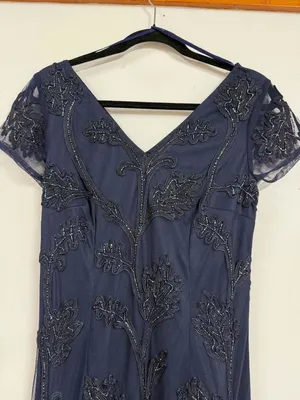 MARINA B Beaded V-Neck Gown Size 6 thumbnail 4