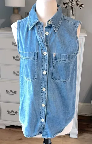 Riders By Lee Denim Jean Top Womens Small Button Down Collar Shirt Sleeveless Cotton thumbnail 1