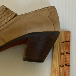 Tan Leather Western Ankle Boots Size 7 Block Heel Boho Fall Booties Pointed Toe thumbnail 5