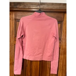 Lululemon Rest Less Cropped Half-Zip in the color Grid Warp Pink Blossom size 8 thumbnail 4