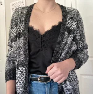 Abercrombie Oversized Knit Sweater Black & White XS/S thumbnail 6
