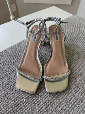 Steve Madden Hurrah Silver Rhinestone Strap Square-Toe Heels Sandals Sz 9 thumbnail 5