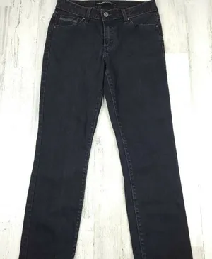 Levi’s Mid Rise Black Skinny Jeans Women’s Size 6S thumbnail 1