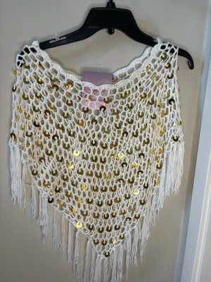 NWT Velvet Vandal Boho White Crochet Sequin Fringe Poncho Top. Size Small. thumbnail 2