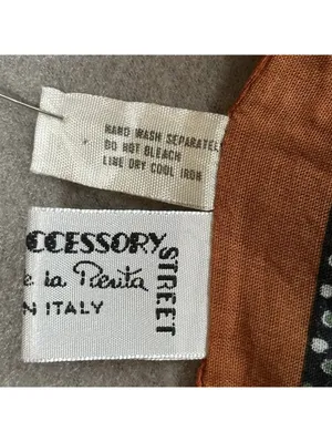 Vintage Accessory Street Oscar De La Renta Leaf Pattern Cotton Scarf thumbnail 11