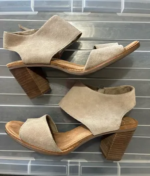 Toms Suede Heel Block Sandals thumbnail 1