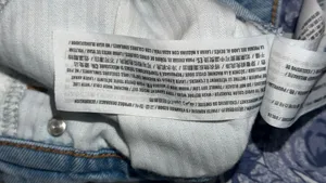 Abercrombie A line mid rise shorts thumbnail 4