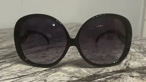 Black Oversized Sunglasses thumbnail 1