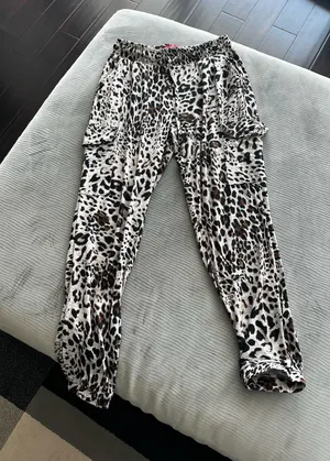 Pants Multiple Size M thumbnail 2