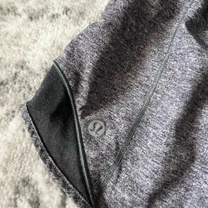 Lululemon Hotty Hot Short II *2.5" thumbnail 3