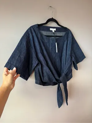 Banana Republic NWT Women’s Denim Cropped Tie Shirt Blouse Size Small thumbnail 5