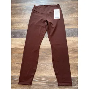 Lululemon Wunder Under SmoothCover High Rise 25” Lava Cake Size 8 NWT thumbnail 3