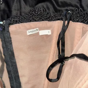 NWOT HOUSE OF CB 'Nikita' Black Satin and Lace Corset Dress sz S thumbnail 6