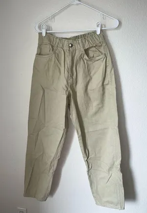 H&M Khaki Pants Green thumbnail 1