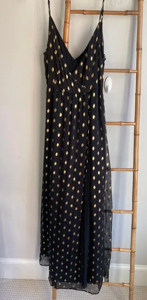 Lulus Black and Gold Maxi Dress M thumbnail 1