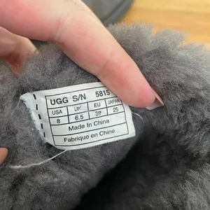 Grey tall Ugg’s thumbnail 5