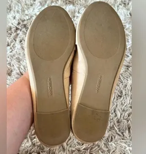 Andrea size 7 flats thumbnail 5