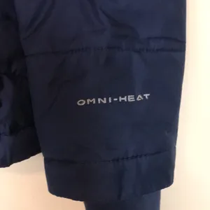 Columbia Women’s Omni-Heat Puffer Sherpa Lined Hood Navy Blue Zip-Up Jacket thumbnail 6