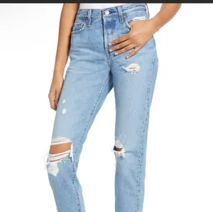 Levi's Wedgie Icon Fit Ripped High Waist Straight Leg Jeans Luxor Found Out 28 thumbnail 8