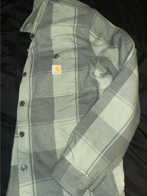 Carhartt Women’s flannel thumbnail 2