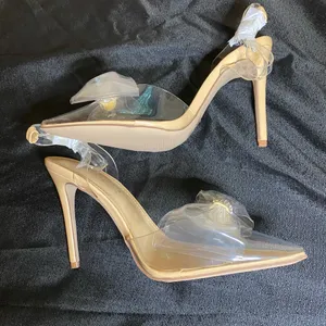 ✨ NIB / NWT ShoeDazzle Celestina Size 8.5 Clear Bow Crystal Sandals Heels $60.00 ✨ thumbnail 10