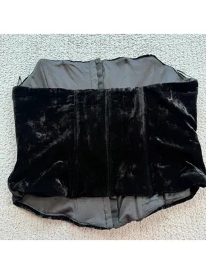 Zara Black Quilted Velvet Crop Bustier with Scalloped Edges Size Medium thumbnail 2