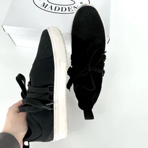 Steve Madden‎ Lancer Pull On Sneaker with Laces Black Size 6.5 thumbnail 5