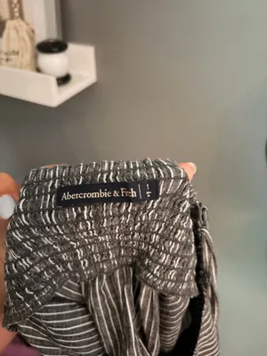 Abercrombie Top thumbnail 3