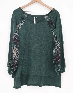 NY Collection Top Womens 2X Green Snakeskin Raglan Sleeve Excellent thumbnail 1