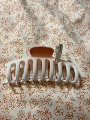 Boutique Hair Clip thumbnail 4