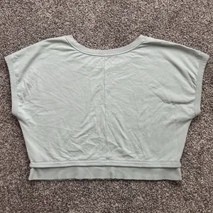 Athleta Sundown Shirred Tee Pale Green Pullover Short Sleeve Sweatshirt XL thumbnail 12